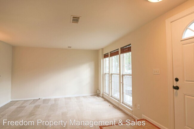 Building Photo - 3 br, 2.5 bath House - 9315 Witch Hazel Way