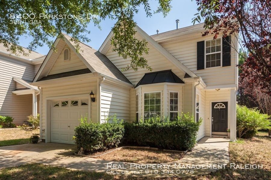 Primary Photo - 8400 Parkstone Dr