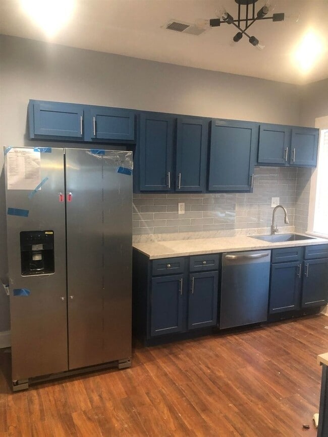 Foto del edificio - Midtown Charm!  Updated 3BR/2BA house