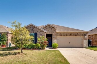 Building Photo - 2031 Avondown Rd