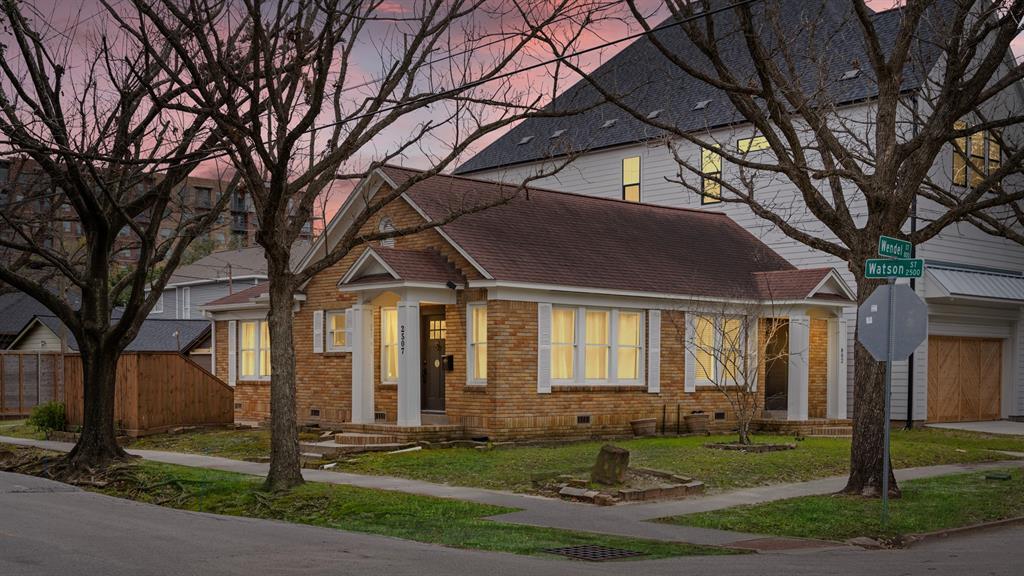 Foto principal - 2507 Watson St