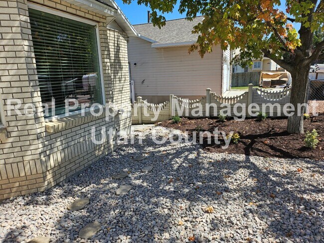 Building Photo - 4 bedroom House in West Valley