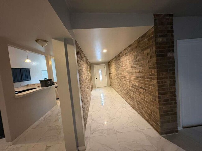 Foto del edificio - 1217 SW 18th St