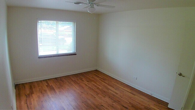 Foto del edificio - 102 E Florida Ave