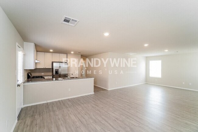 Building Photo - 7211 Winding Finger