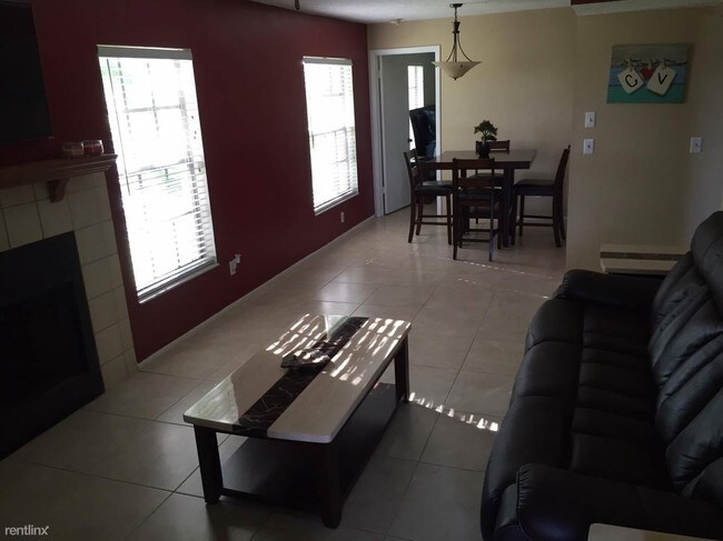 Building Photo - 2969 Bonaventure Cir