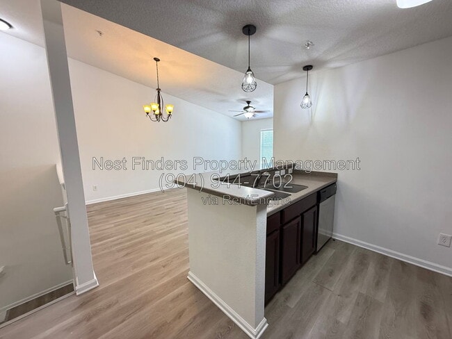 Building Photo - 13811 Herons Landing Way