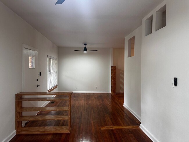 Foto del edificio - 1534 S Gadsden St