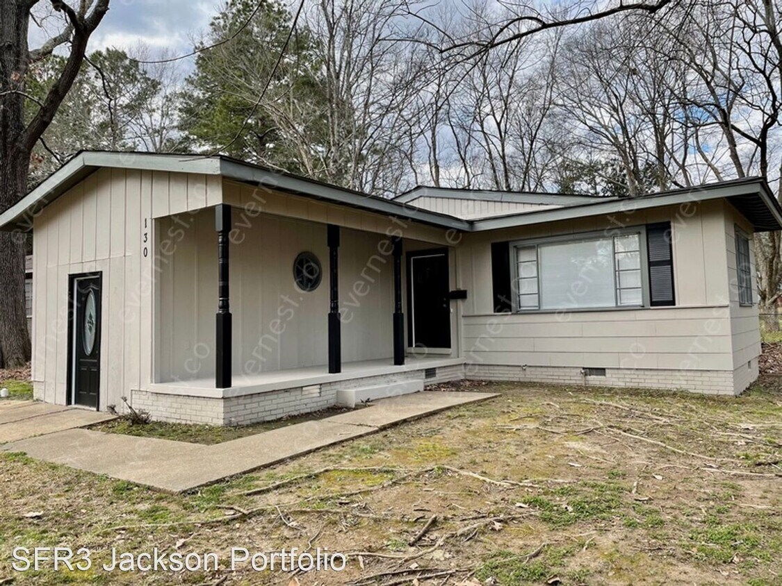 Primary Photo - 3 br, 1 bath House - 130 Wacker Drive