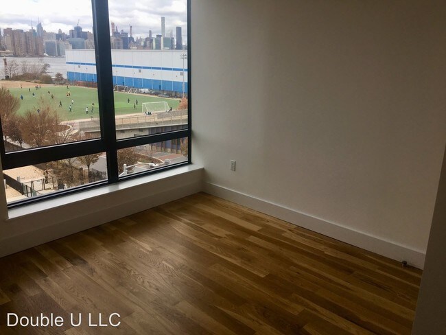 Foto del edificio - 2 br, 2 bath  - 56 N 9th