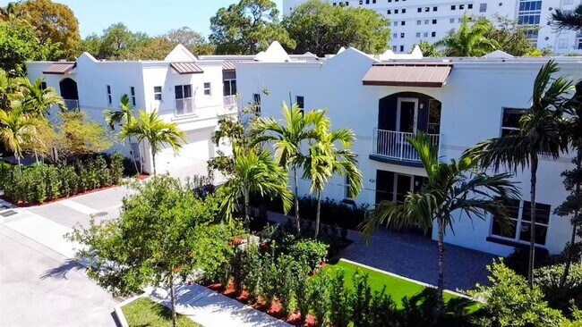 Foto del edificio - 420 SE 16th St