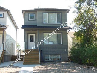 Building Photo - 1237 Royal St