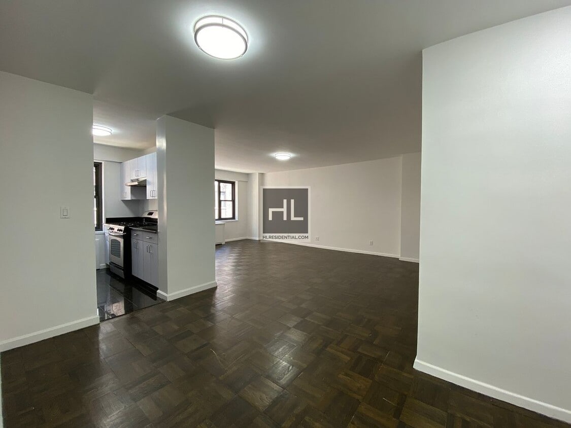 Primary Photo - EAST 56 STREET