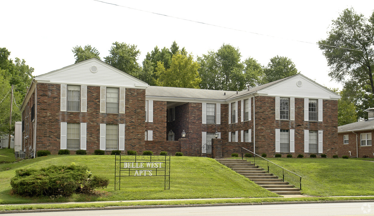 Primary Photo - Belle West Apts