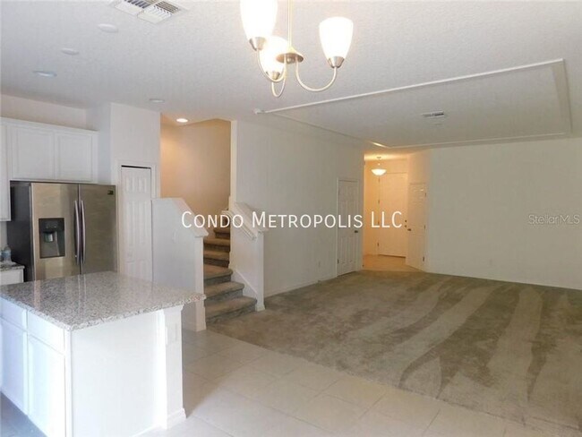 Building Photo - Modern Townhome in Quiet Neighborhood