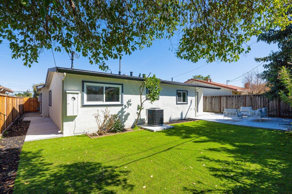 Foto principal - 1758 Higgins Ave