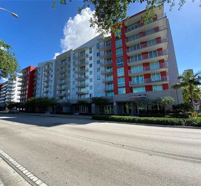 Building Photo - 7875 NW 107th Ave