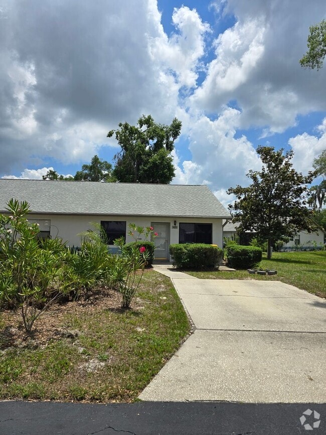 Building Photo - 1200 Tamiami Ln