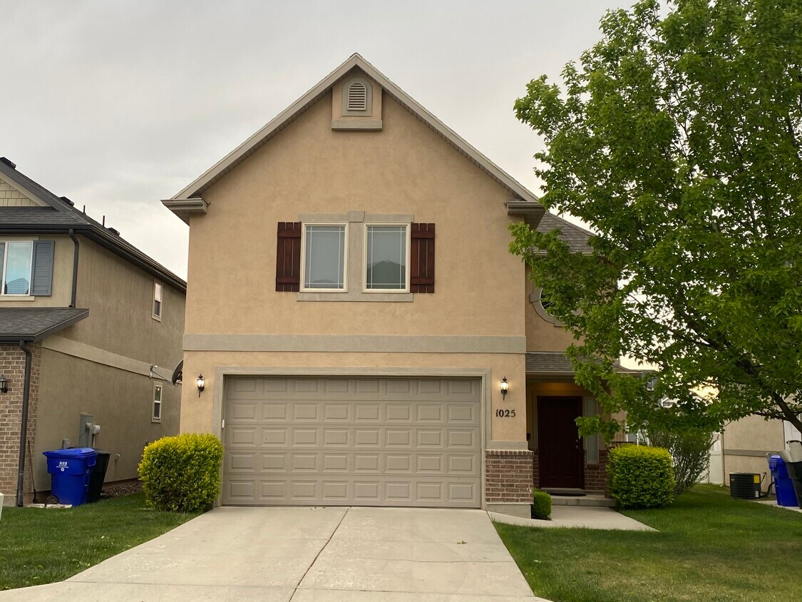 Primary Photo - 1025 N 670 W
