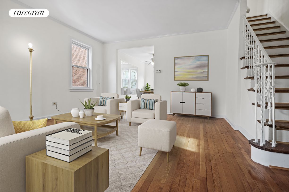 Primary Photo - 68-20 Selfridge St
