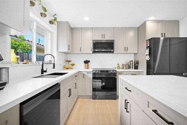 Foto del edificio - 2231 SW 63rd Ave