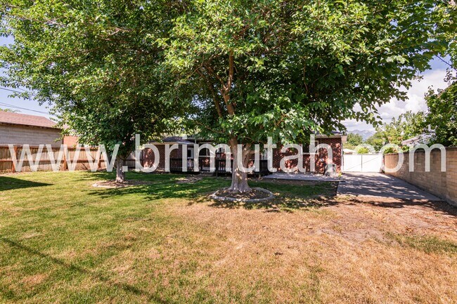 Foto del edificio - 5856 S 157 W