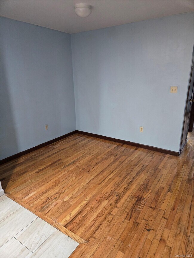 Foto del edificio - 3809 Barnes Ave