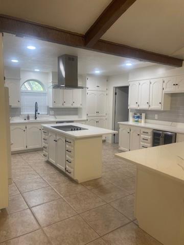 Foto del edificio - 315 S Baker St