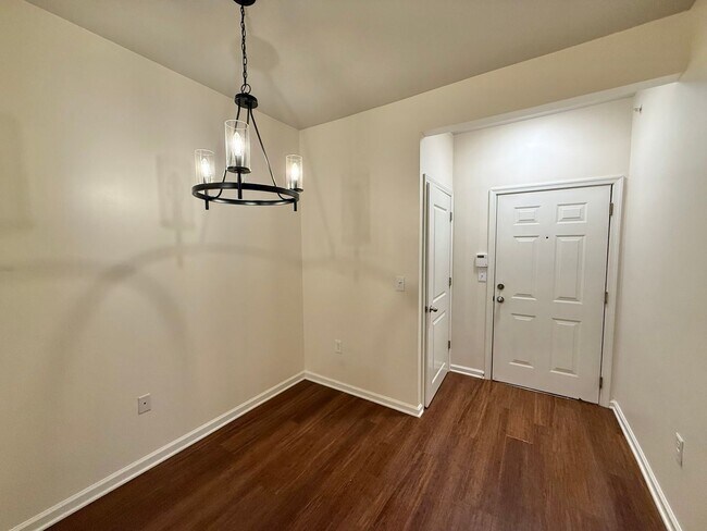 Foto del edificio - 730 Walker Square