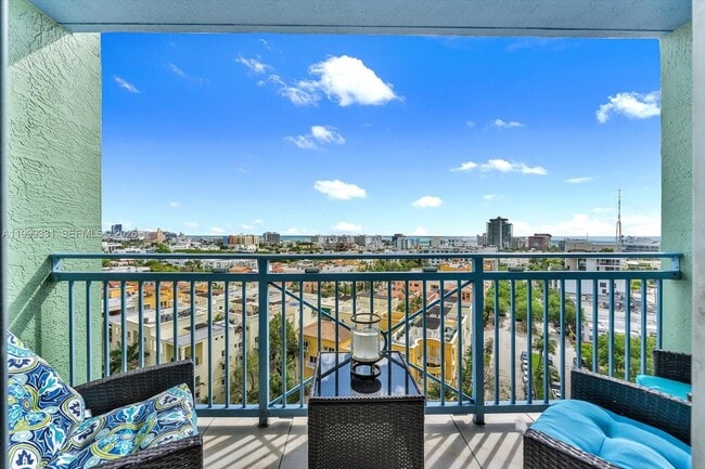 Building Photo - 90 Alton Rd