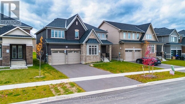 Photo du bâtiment - 13 Sandhill Cres