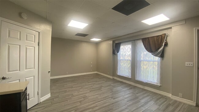 Foto del edificio - 32910 Morrison Rd