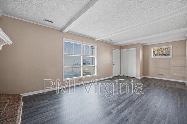 Foto del edificio - 3119 Joseph Ave