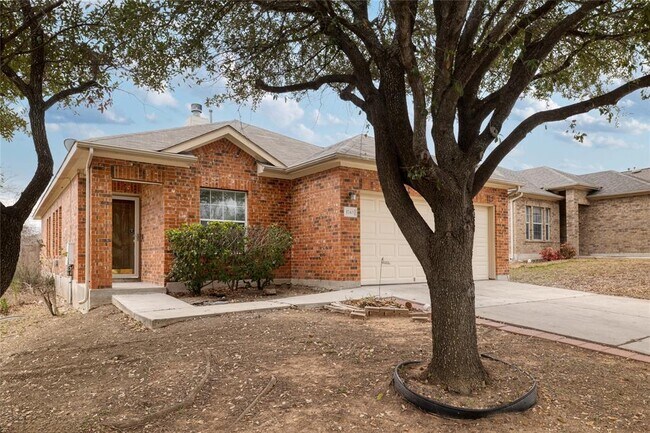 Building Photo - 1740 Amberwood Loop