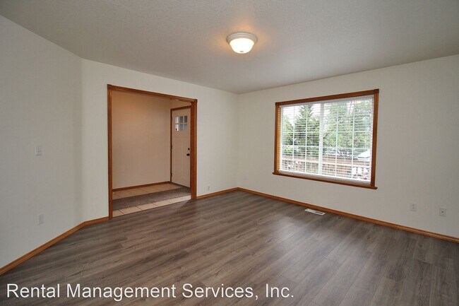 Foto del edificio - 3 br, 2 bath House - 5753 SE 15th Dr