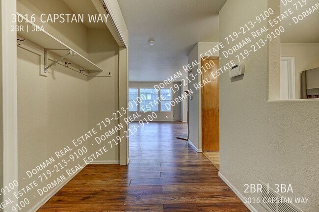 Foto del edificio - 3016 Capstan Way
