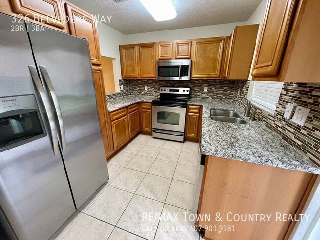 Building Photo - Sanford Rental Townhome