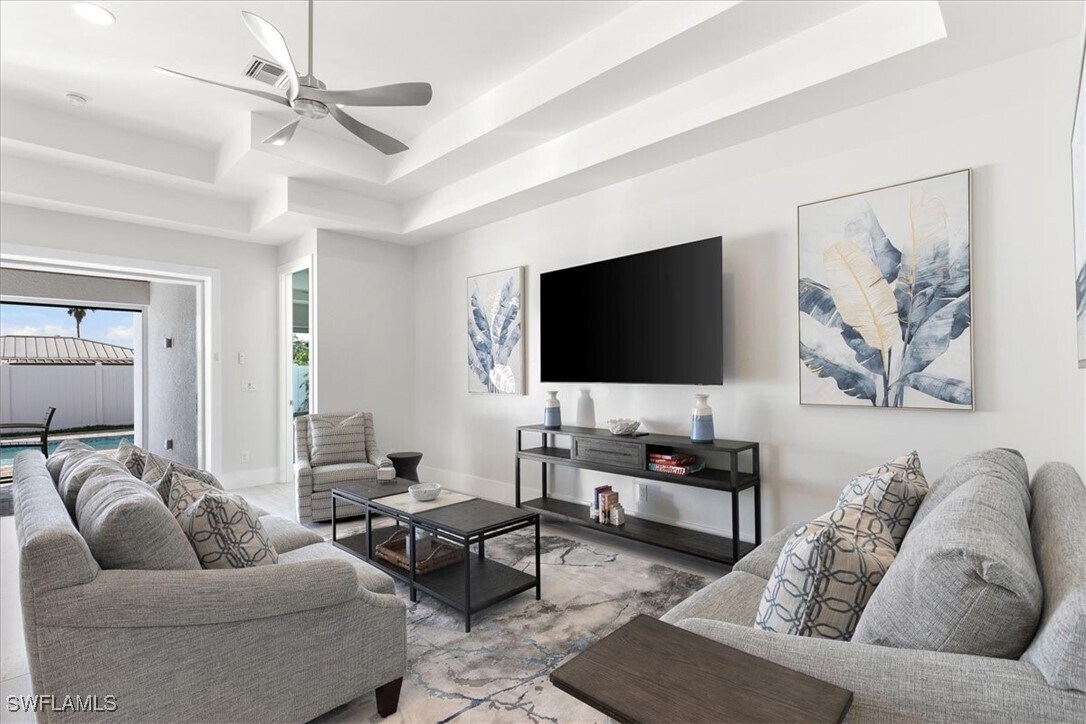Foto principal - 734 109th Ave N