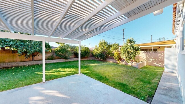 Foto del edificio - 22713 Frigate Ave