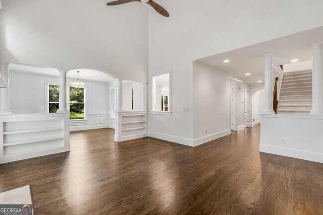 Building Photo - 2612 Eldwick Dr