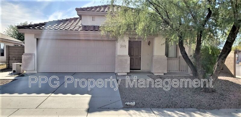 Foto principal - 13365 W Canyon Creek Dr