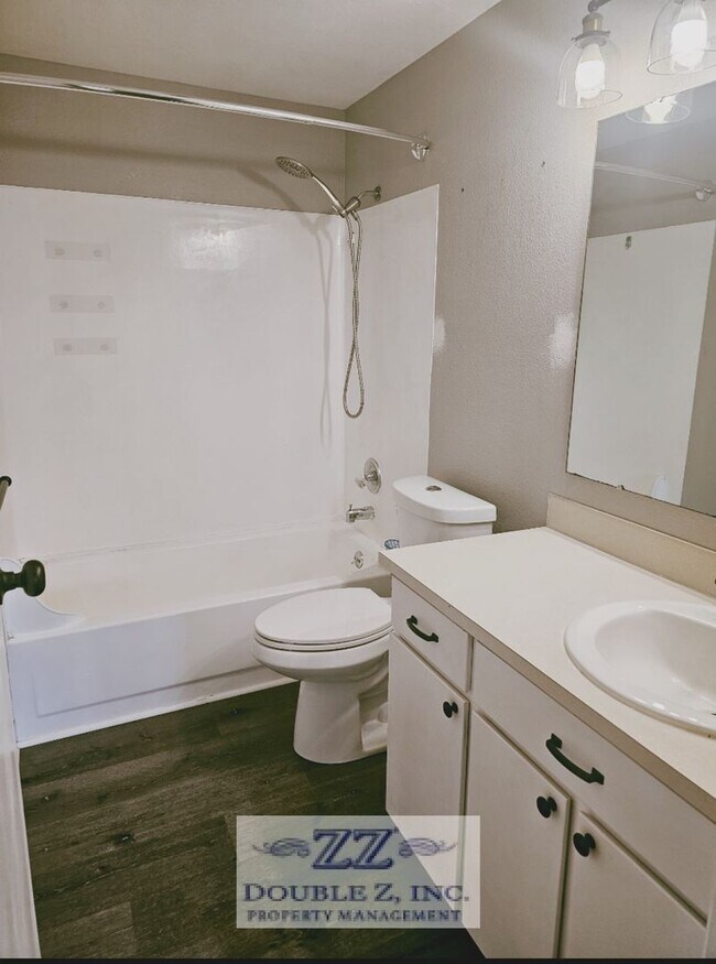 Foto del edificio - Fantastic 3 bdrm Rambler with Community Sw...