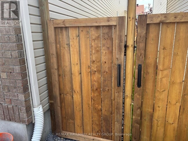 Building Photo - 1926 Celeste Wy
