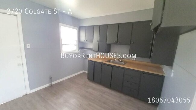 Building Photo - RENT is $675 + Pay $0 deposit at Move-In (...