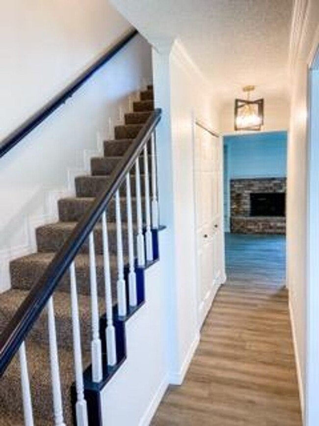 Foto del edificio - Fully Remodeled Townhome in PG!