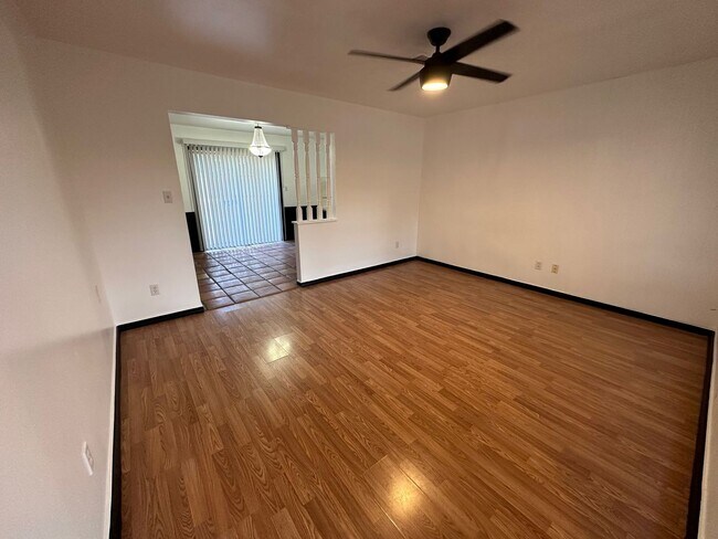 Foto del edificio - 5513 Alvarado Rd