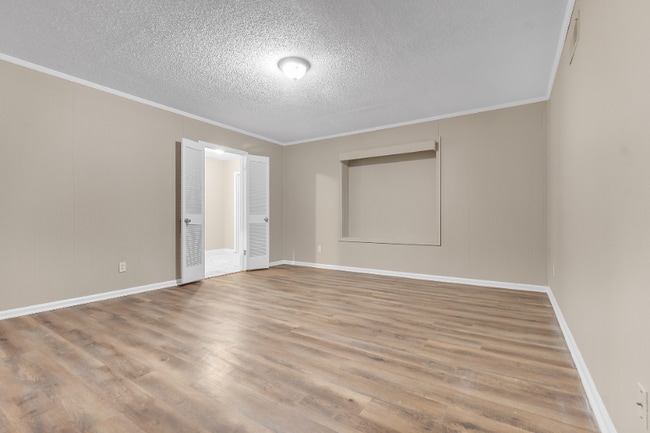 Building Photo - 5304 Haleville Rd
