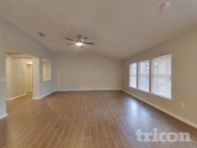 Foto del edificio - 75177 Brookwood Dr