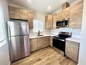 Building Photo - 3315 Clairemont Mesa Blvd