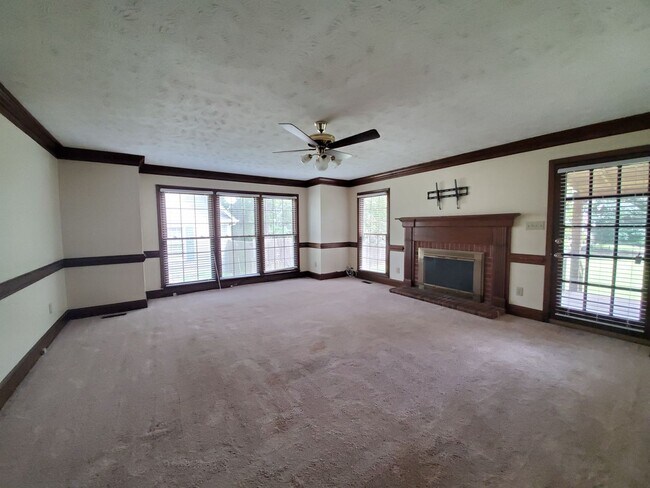 Foto del edificio - 3508 Gowan Ln
